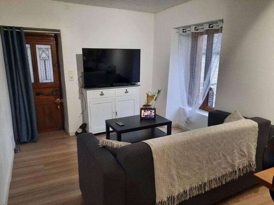 Logement Сент-Эними Экстерьер фото