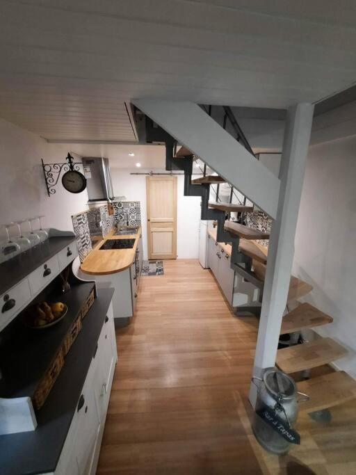 Logement Сент-Эними Экстерьер фото